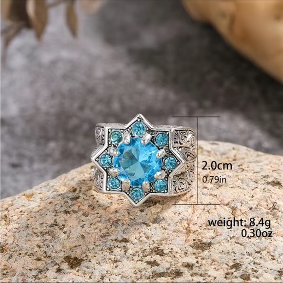 Turquoise Sapphire and Engraved Silver Ring - Picture 2 of 7